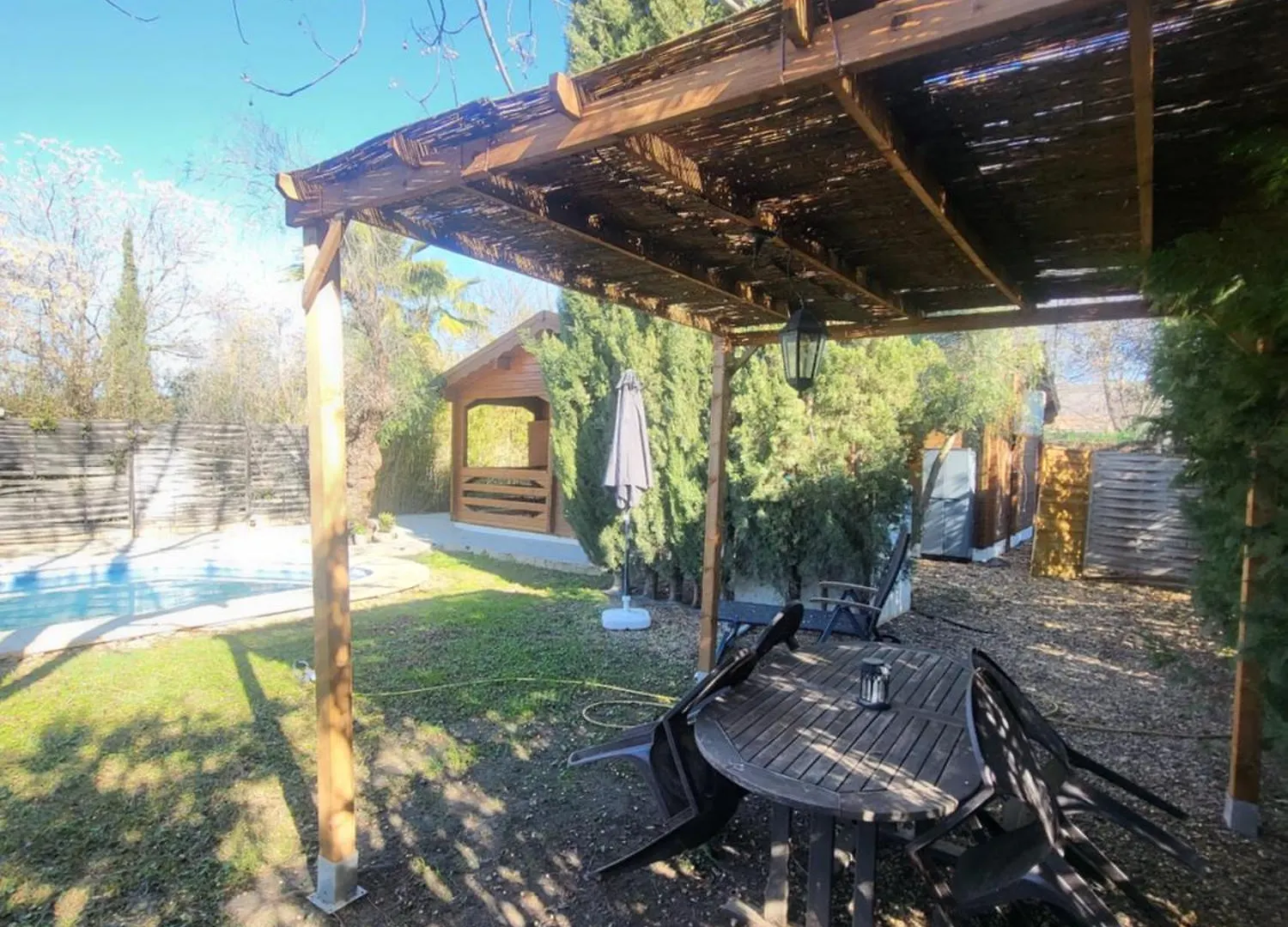 Villa Casa Madera Urbanizacion Socorro Sevilla